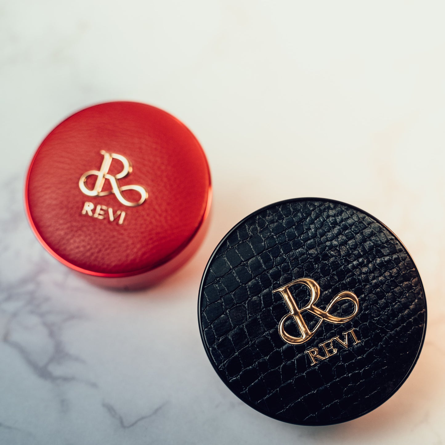 【限定】陶肌ファンデーション レザーブラック(オークル) 15g